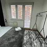 Apartament Mickitos *